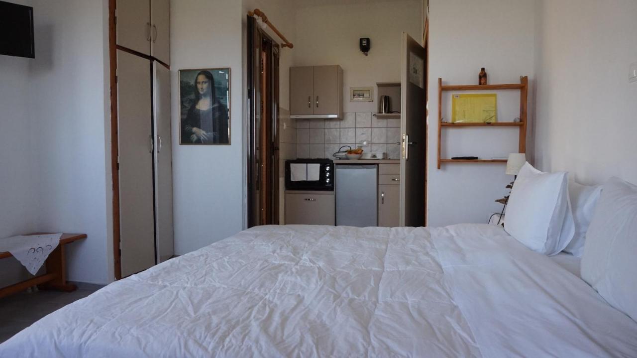 Stella Rooms Kardhamili Buitenkant foto
